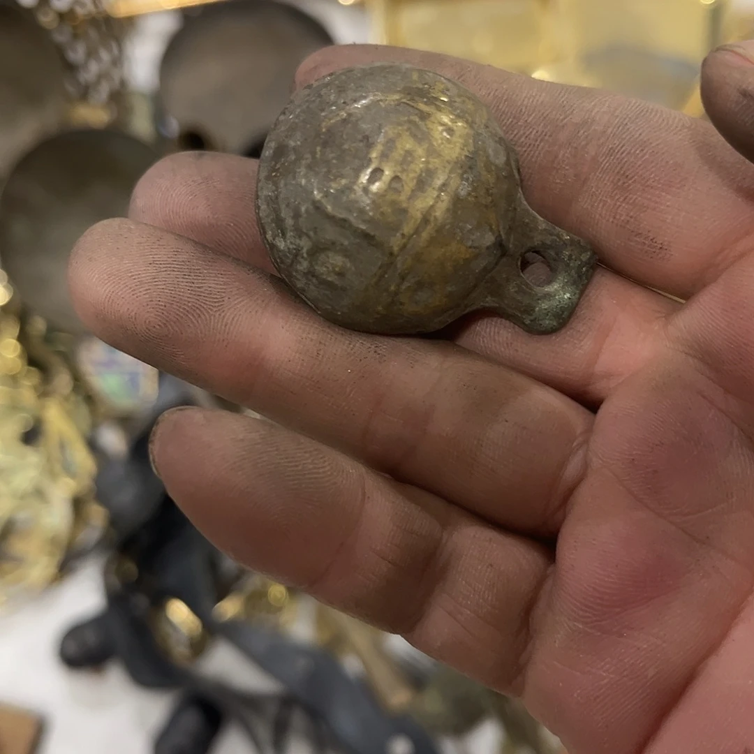 用***7闪电购铜摆件工艺品