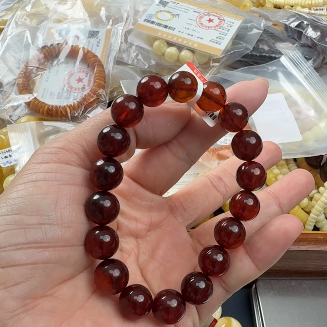 未镶嵌琥珀珠宝奇石