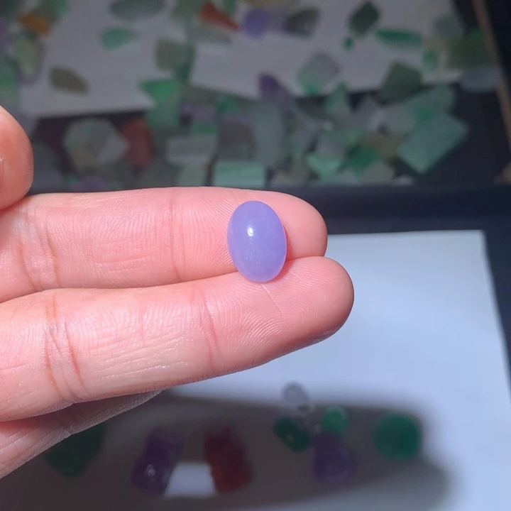 紫***控翡翠未镶嵌颈饰挂件