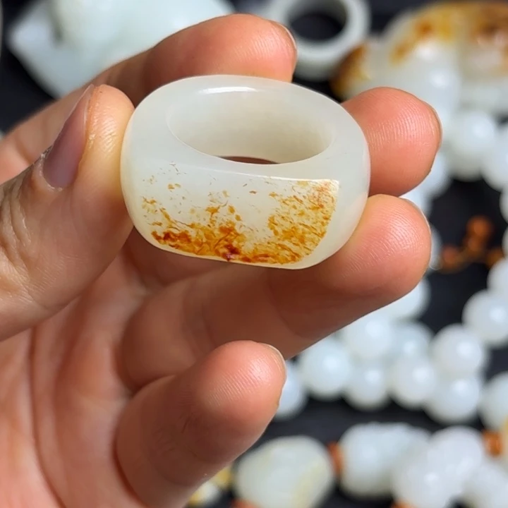 和田玉（白玉）未镶嵌颈饰