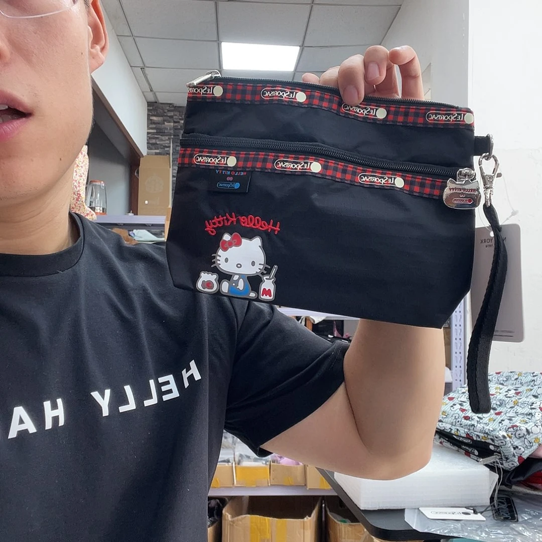 PU化妆包等产品和产品