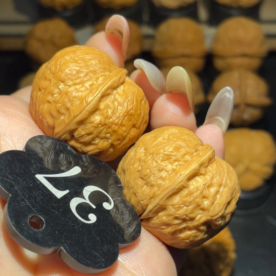 肉丸子31尺寸核桃。