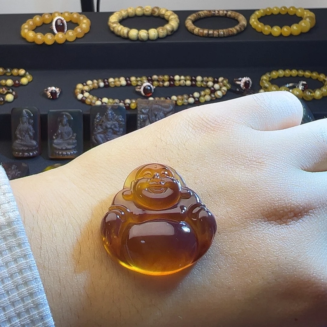 琥珀未镶嵌裸石吊坠
