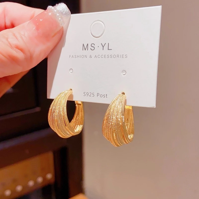 合金耳饰 小耳垂适合戴的耳环2025新款C形圈耳钉高级感时尚耳饰女