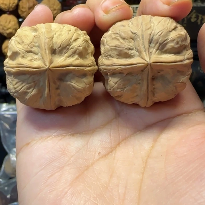 吊坠文玩核桃四棱扎腰包36