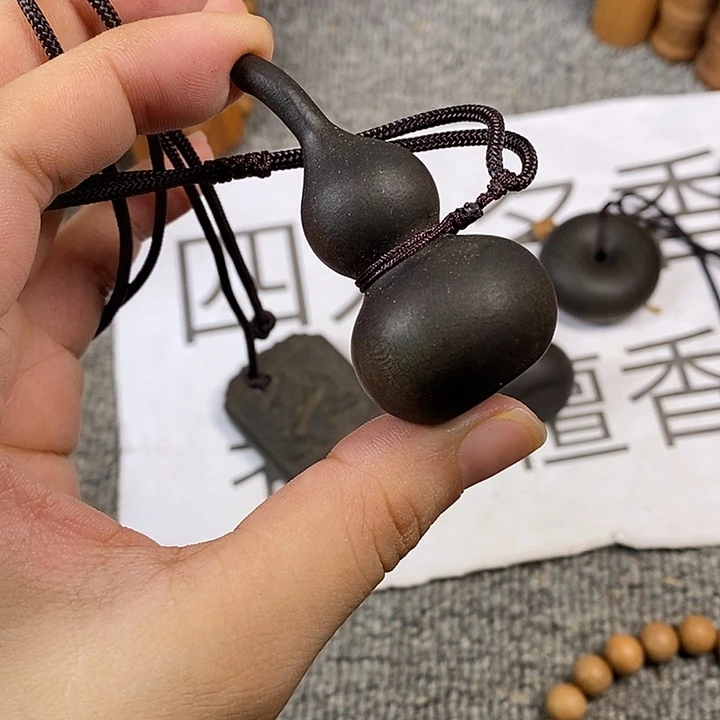 檀香木无事牌老山檀香阴沉大葫芦吊坠