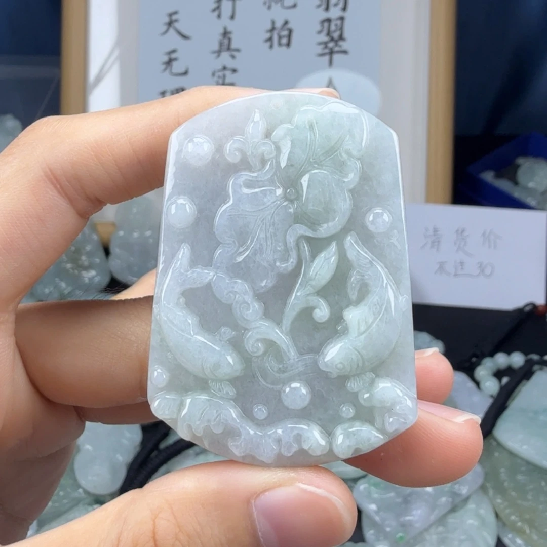 翡翠未镶嵌颈饰翡翠