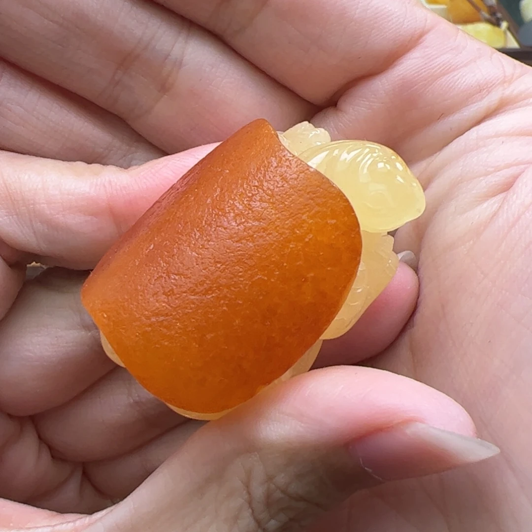 光***未镶嵌琥珀裸石蜜蜡