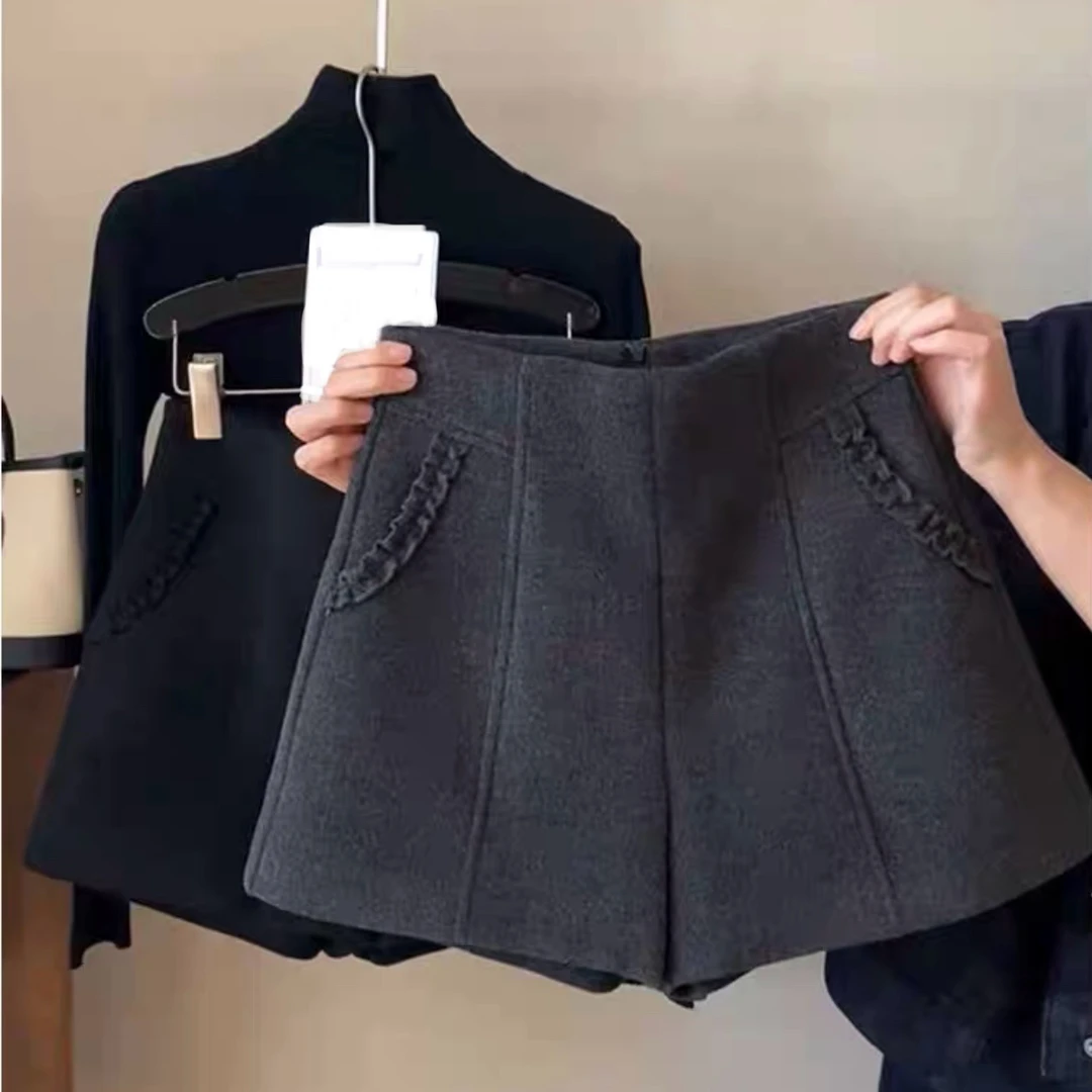 口袋木耳边毛呢短裤女2025秋冬款小个子时髦显瘦A字阔腿裤休闲裤