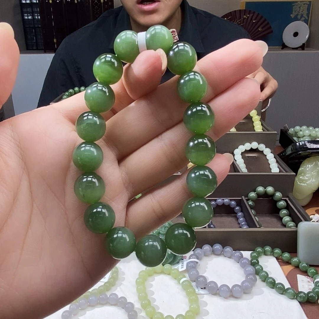 和田玉未镶嵌手串12碧玉