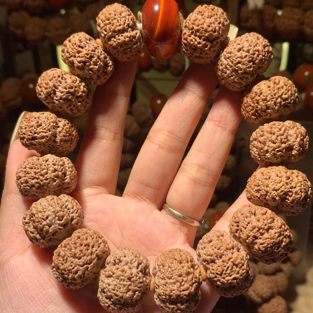 彭***勃金刚菩提手串22。