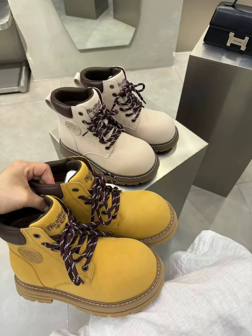 超火复古厚底增高大头马丁靴女2025秋季新款英伦风休闲大黄蜂短靴