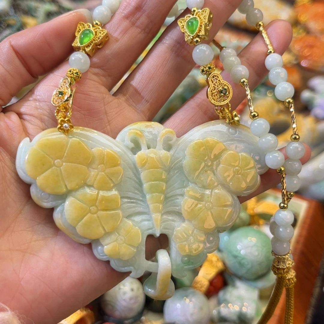 翡翠颈饰未镶嵌待编款