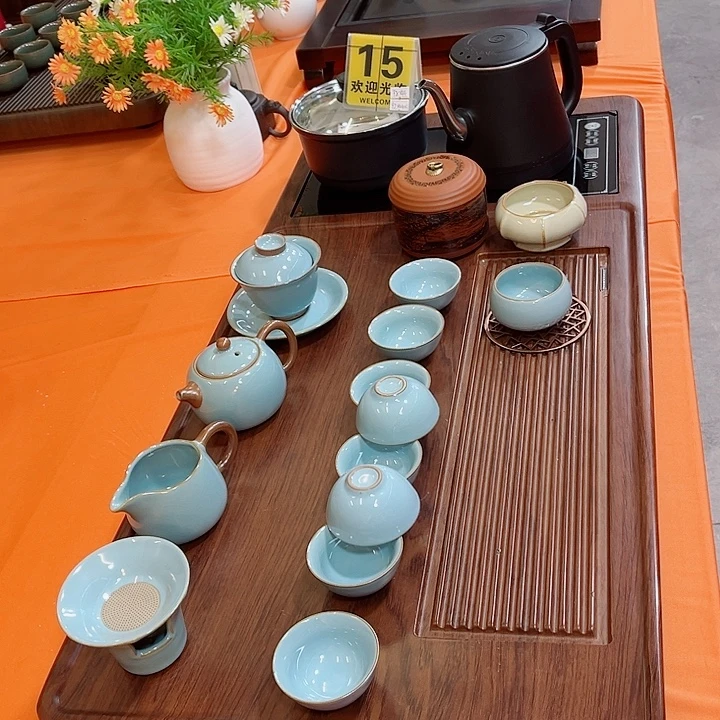 我们就去吃饭去啦哈哈嘻嘻