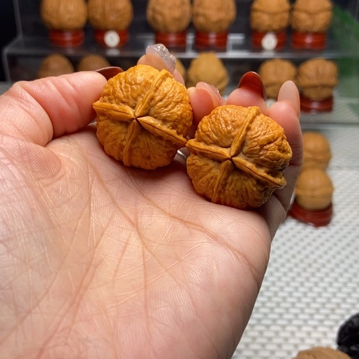 文玩核桃把件5小四喜四棱