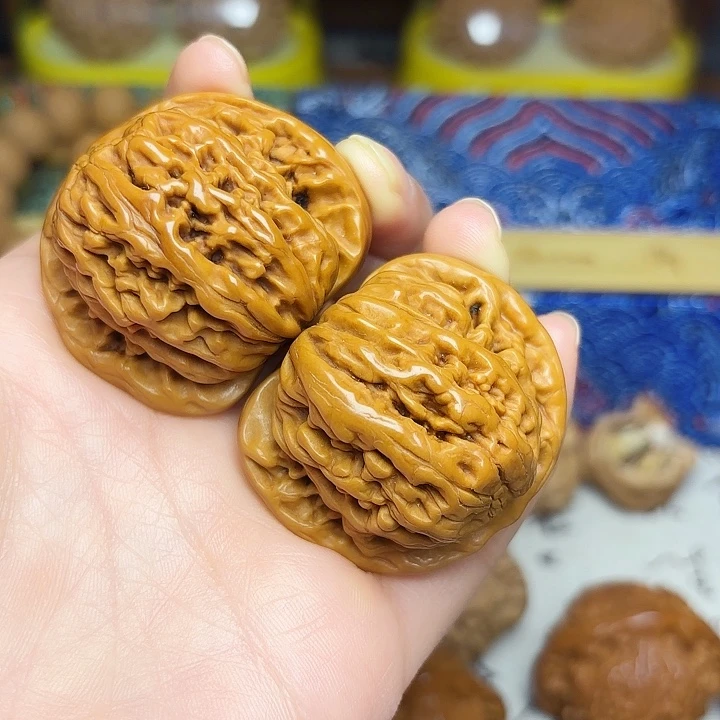 文玩核桃吊坠四座楼