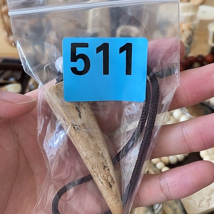 天然猛犸牙雕刻品