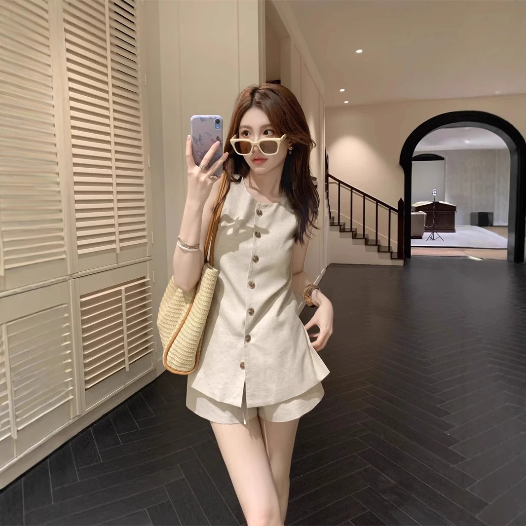 显瘦气质夏季小香风套装，2025夏季上市两件套，90%涤纶材质收腰设