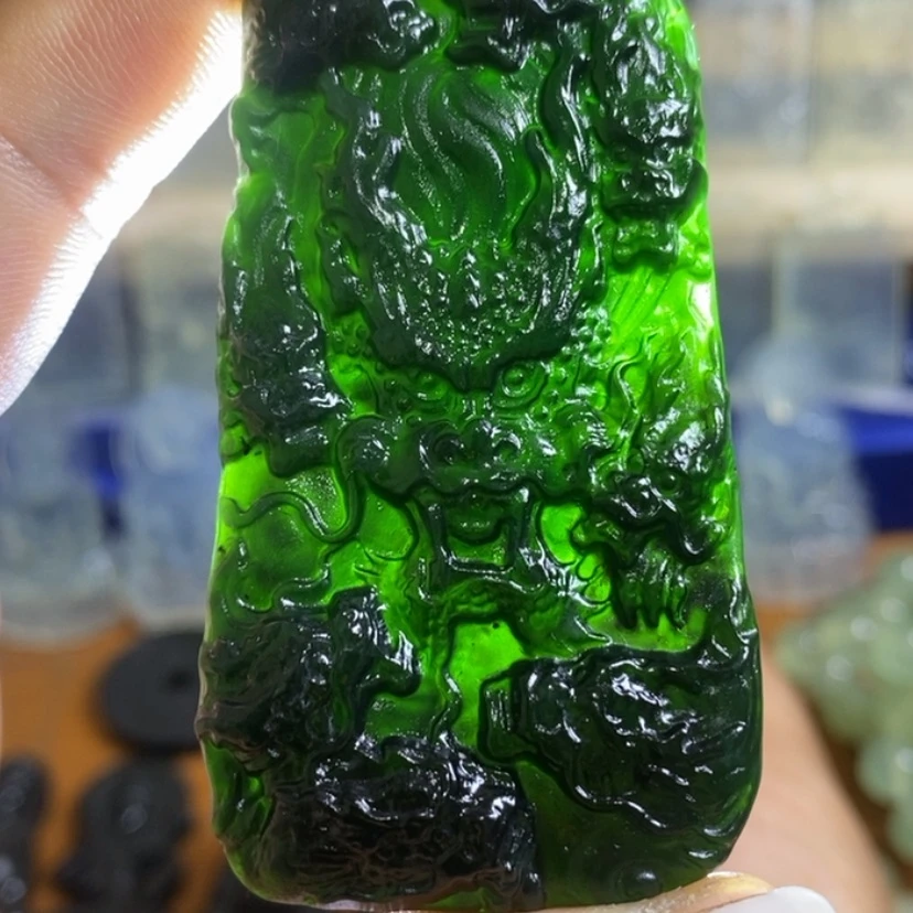 【闪购商品】蛇纹石玉未镶嵌颈饰