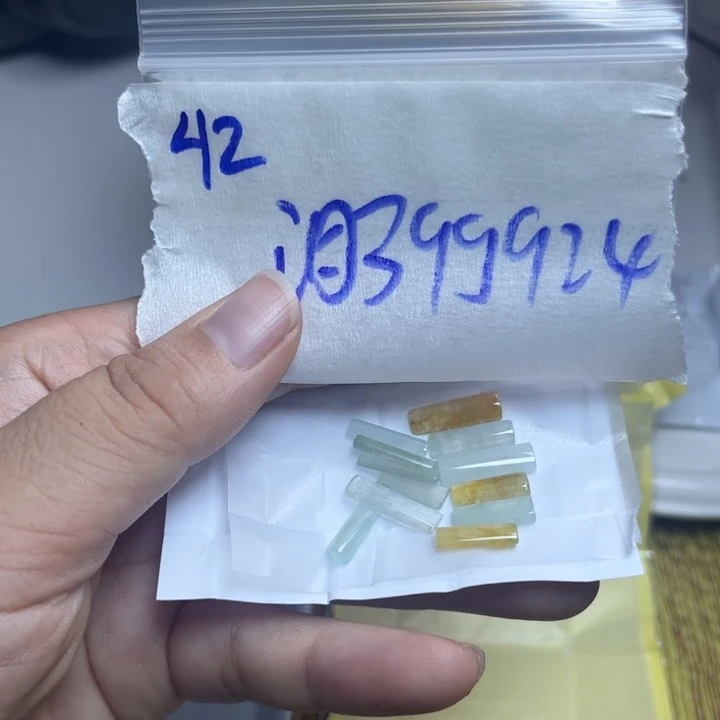 泪***喊未镶嵌定制翡翠不退