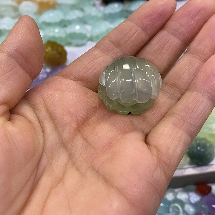 合金蛇纹石玉颈饰