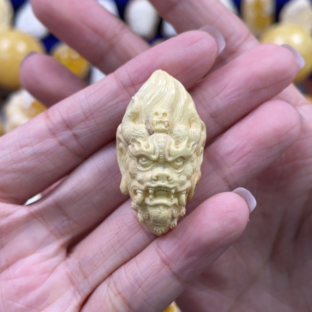 未镶嵌蜜蜡裸石琥珀蜜蜡雕刻