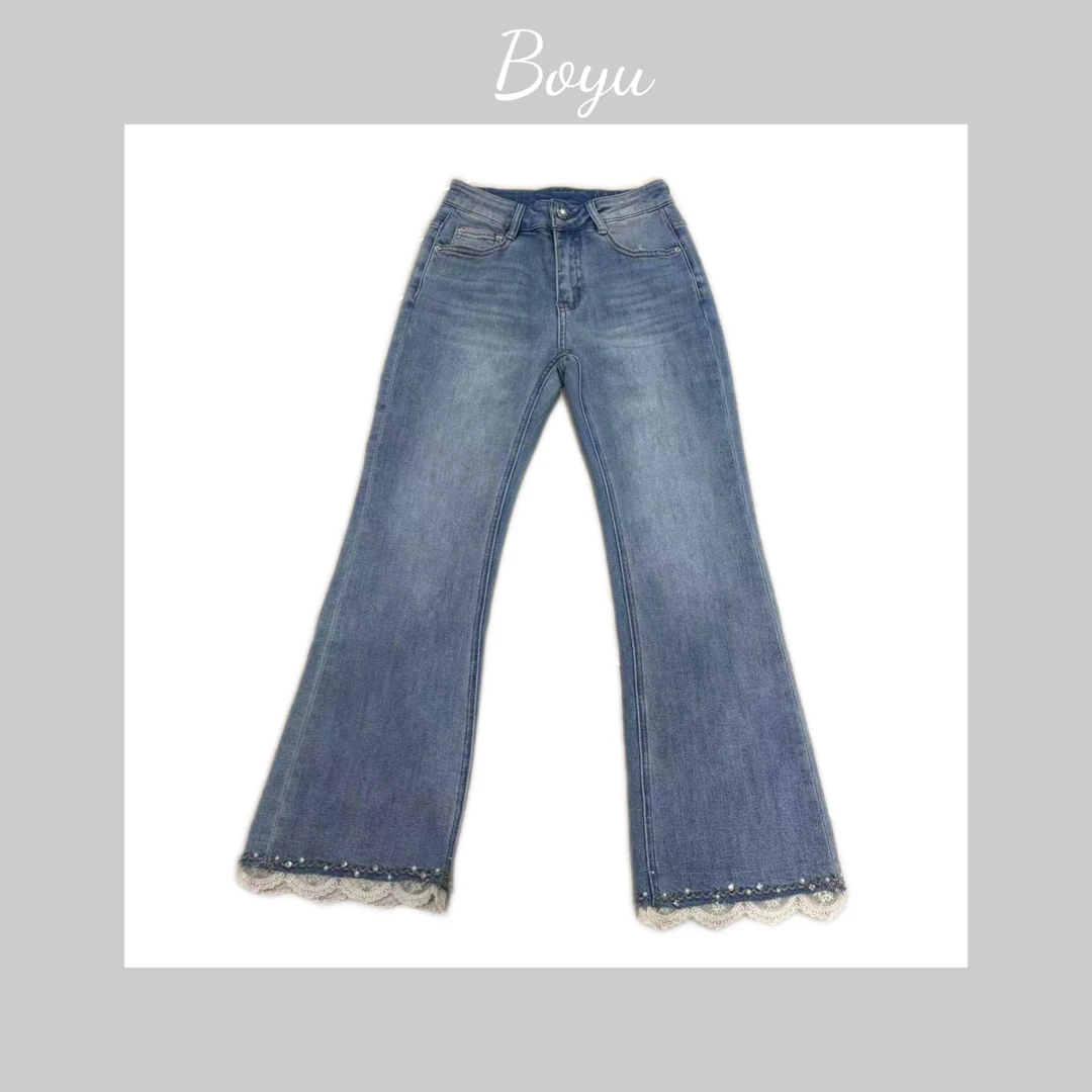 蕾丝钉珠拼接微喇裤2025夏季棉质大码蓝色牛仔裤女