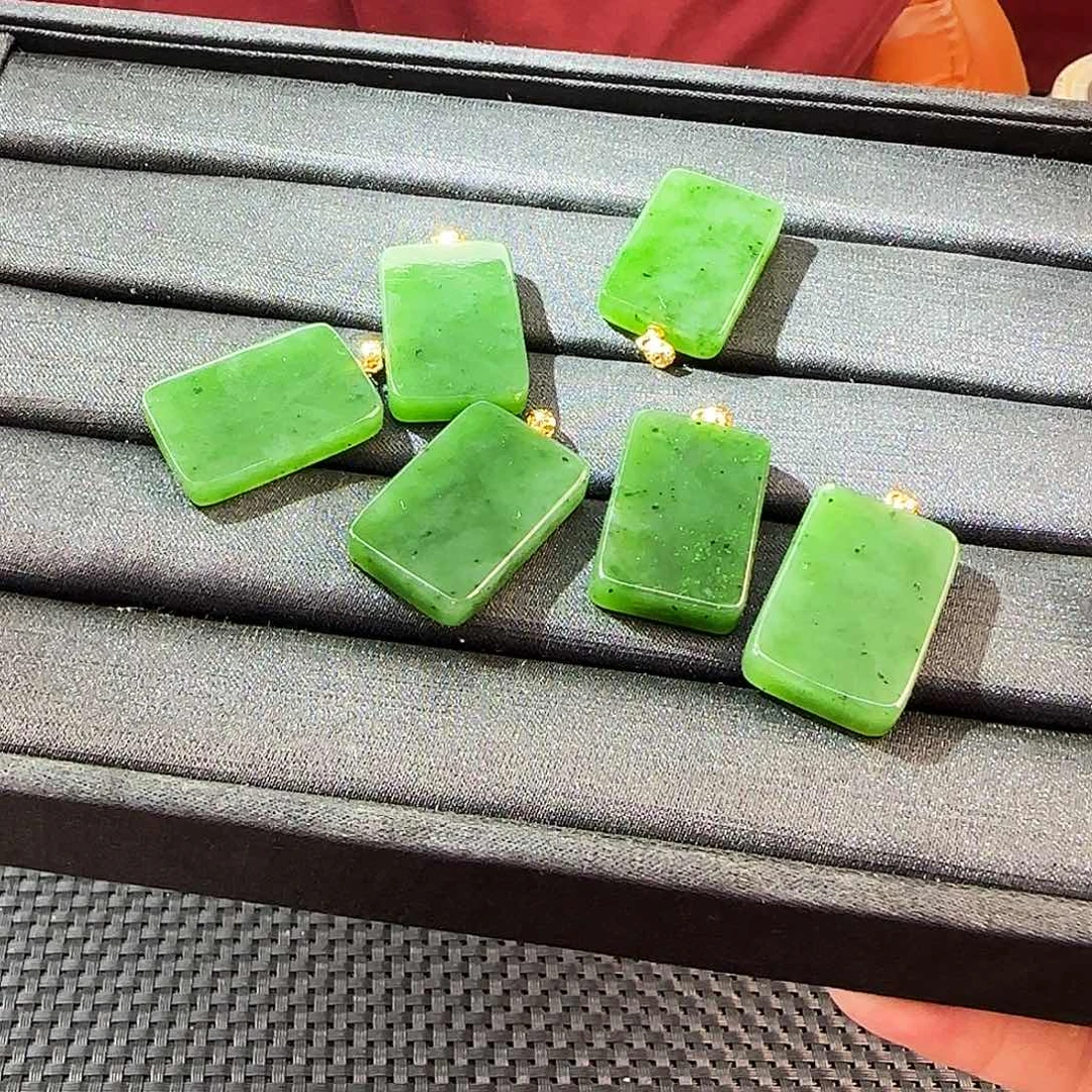 和田玉银S925镶嵌颈饰碧玉无事牌卡30 20 6