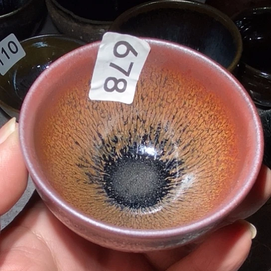 茶盏是因为一切不开心