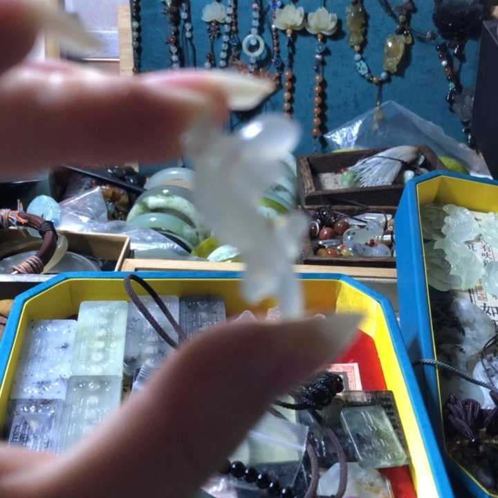 岫玉未镶嵌岫玉挂件
