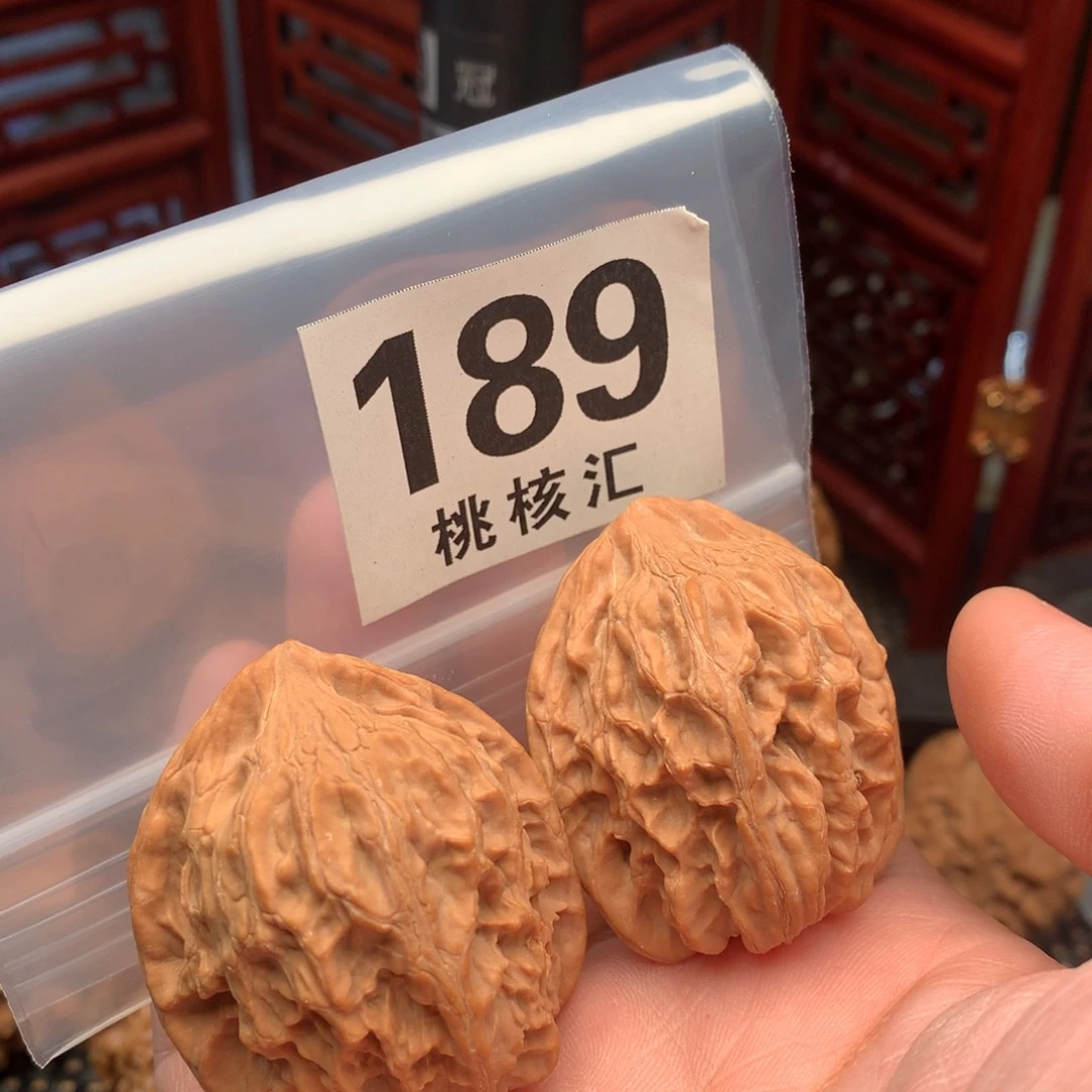 文玩核桃把件野生37