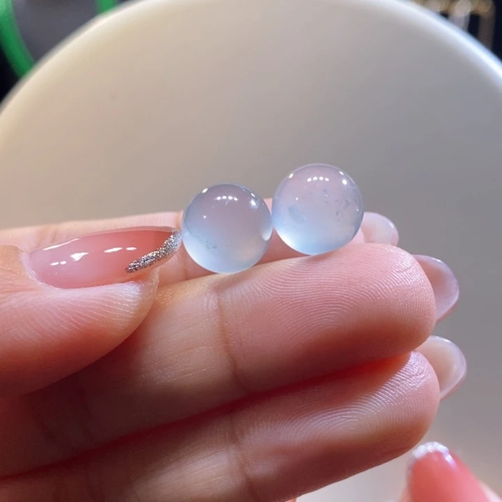 翡翠未镶嵌吊坠(不含链)翡翠蓝杠珠（随机发一个）