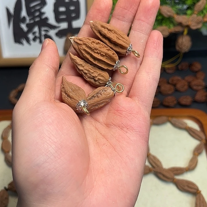 文玩核桃吊坠核桃34