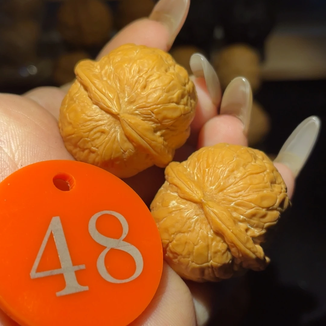 铃铛32尺寸核桃。