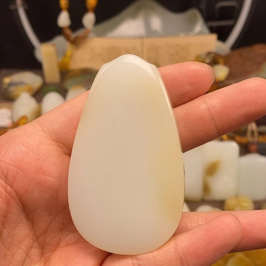 和田玉颈饰未镶嵌20