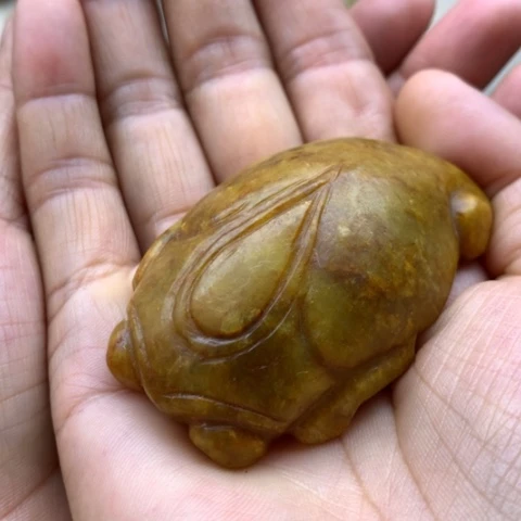 【闪购商品】未镶嵌岫岩河磨玉（透闪石质玉）把件y****1