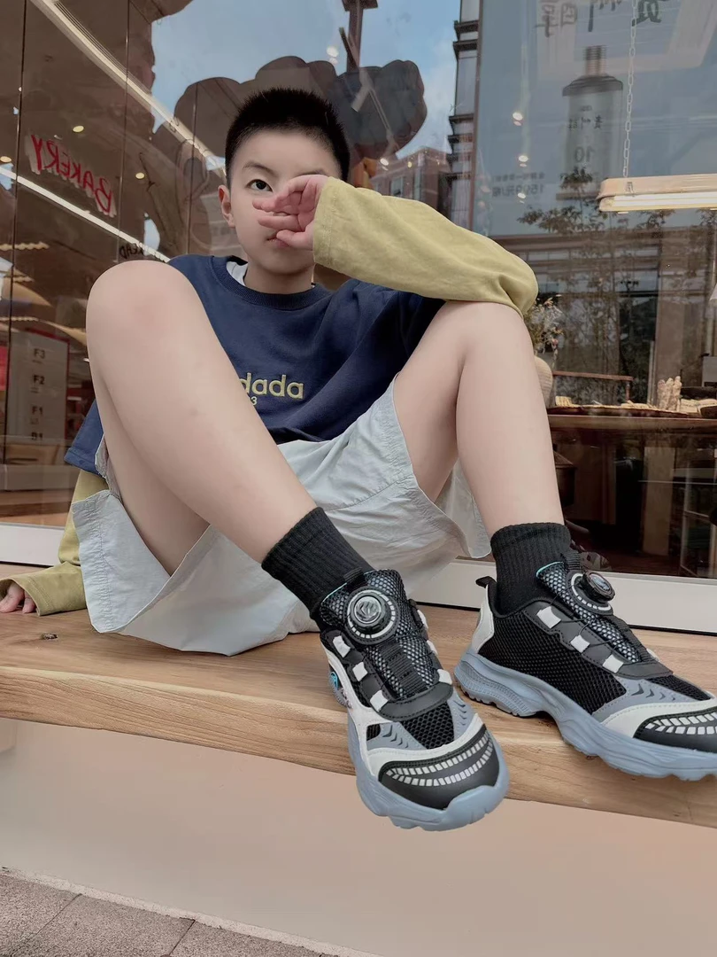 运动鞋纽扣大童轻巧