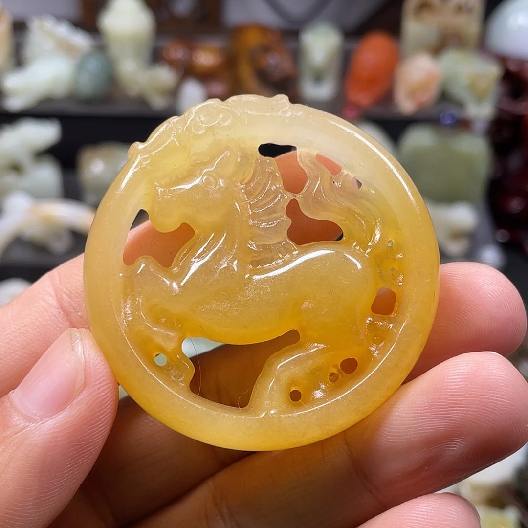 和田玉（糖玉）未镶嵌颈饰