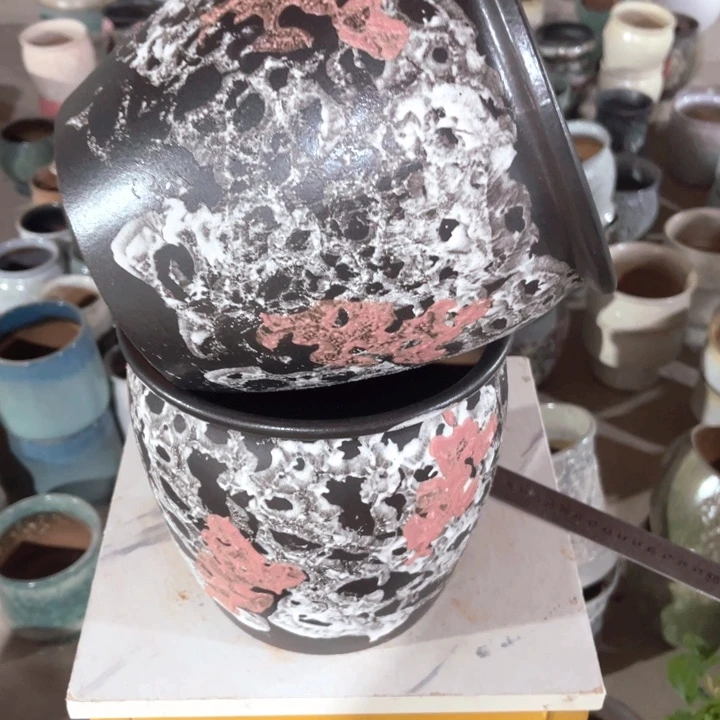 花盆紫砂口径20高度20两只正品