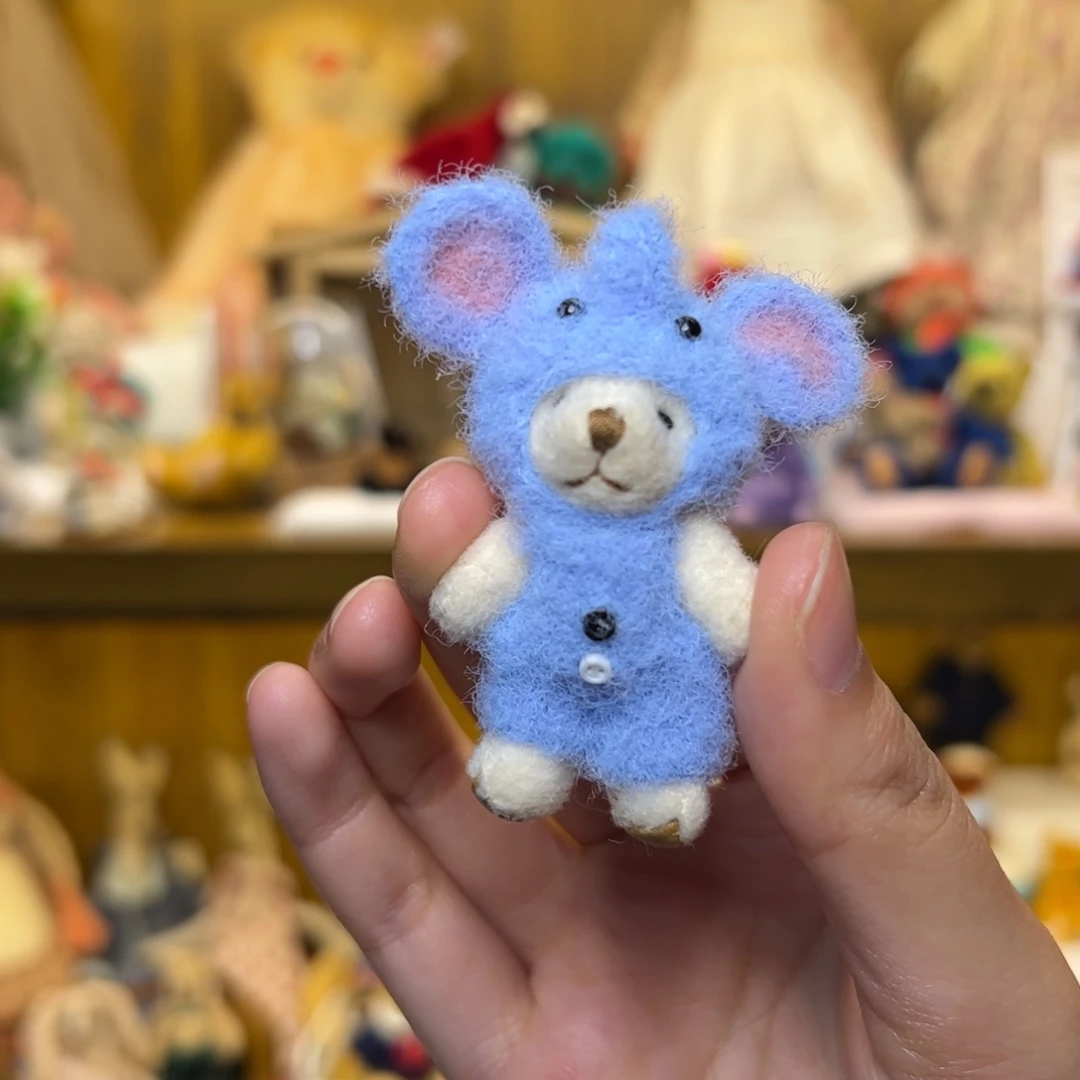毛绒蓝色小象套装小熊
