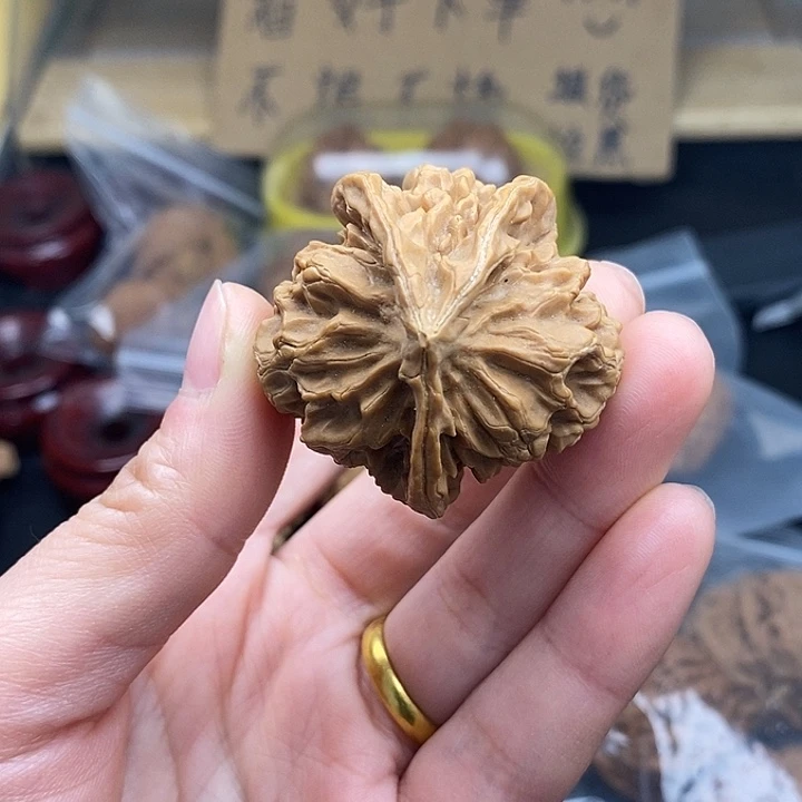 魔***爽文玩核桃吊坠磕碰不退不换