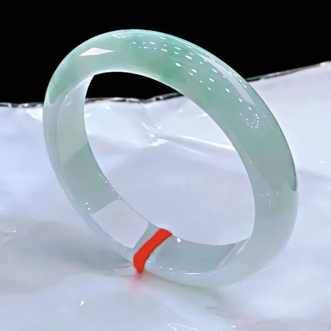 【早班】时尚女款手镯