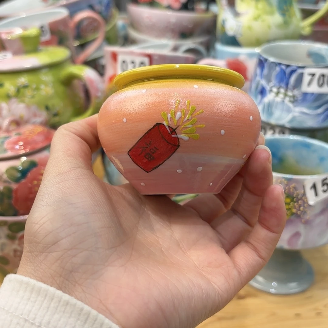 瓷片兔兔盖茨。兔兔好