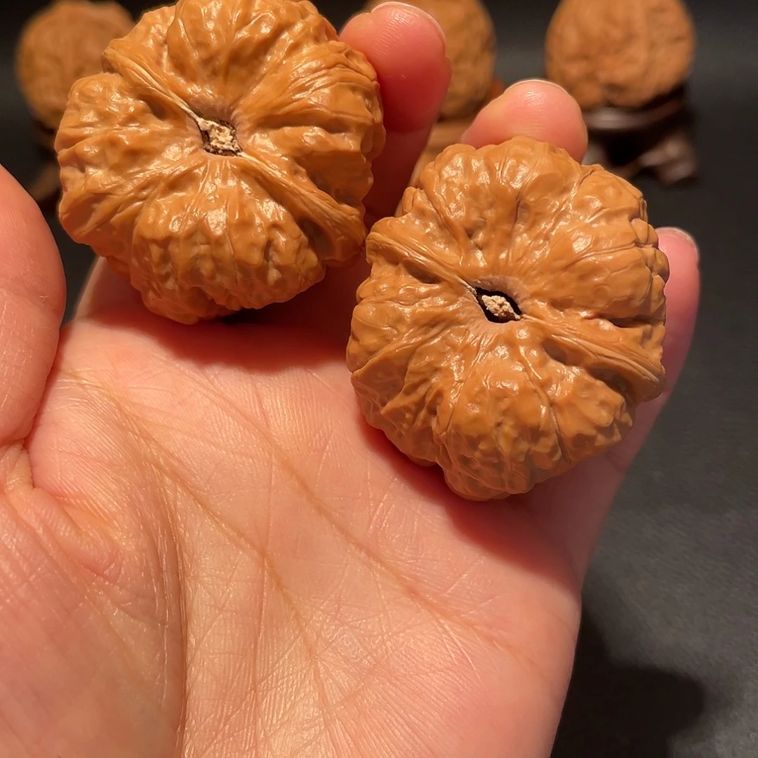 高***塞文玩核桃把件文玩核桃