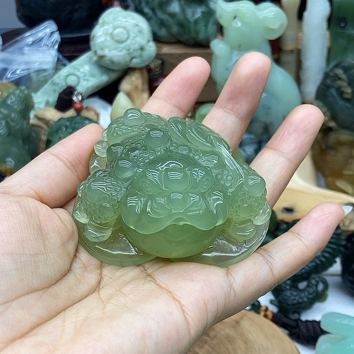 岫玉未镶嵌手把件