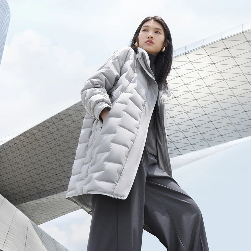 【鹅绒新款】时尚简约运动户外休闲女中款经典商务羽绒服B40134164