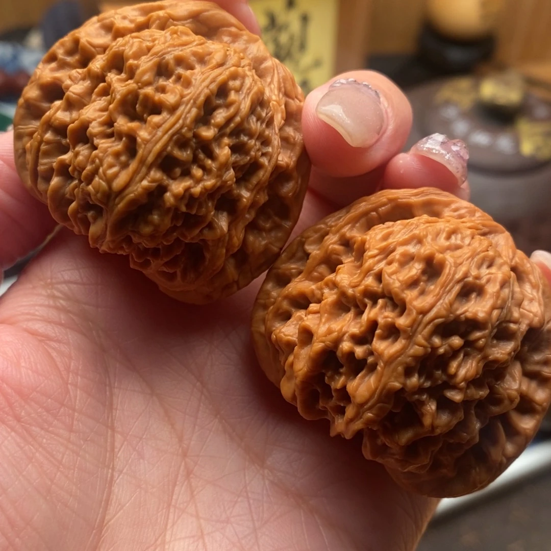 文玩核桃把件45尺寸全品南江石