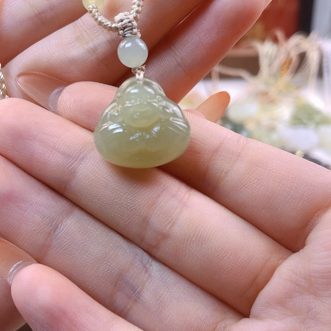 三***)吊坠(赠链)未镶嵌和田玉