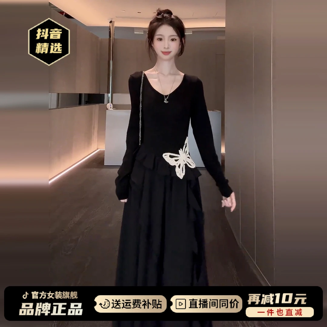 赫本风气质黑色长袖连衣裙子女2025早秋新款小个子不规则收腰长裙