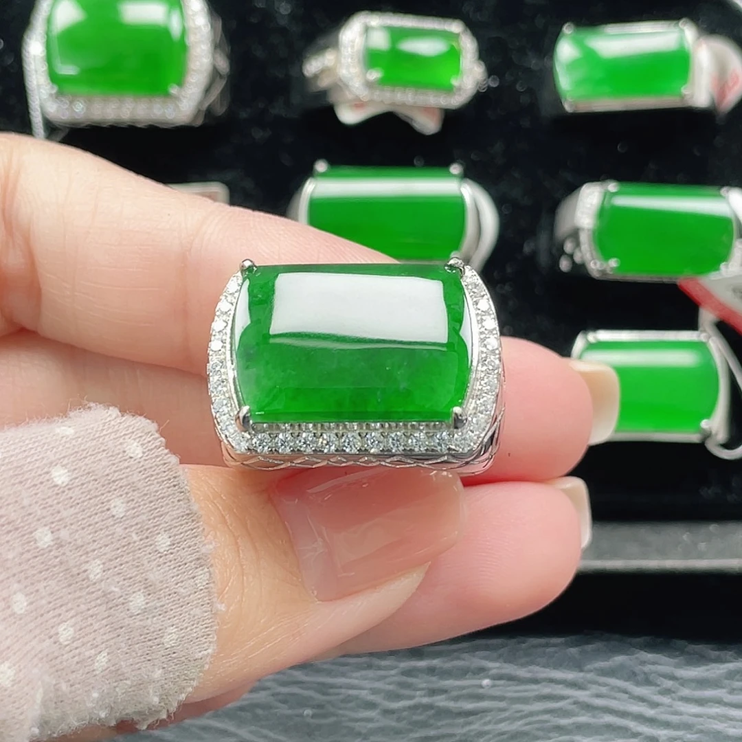 翡翠银S925镶嵌戒指天然A货翡翠没运费险4000